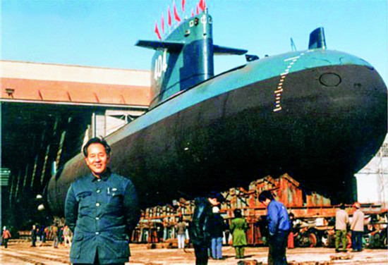 黄旭华在葫芦岛试验基地（1988年3月4日摄）。新华社发.jpg
